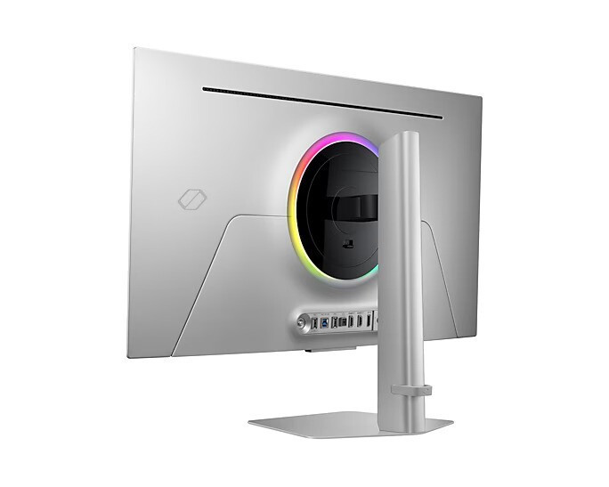 Samsung G8 G81SF OLED HDR Monitor 32" 4K 3840x2160 240Hz with 0.03ms Response Time GTG Silver vue 4