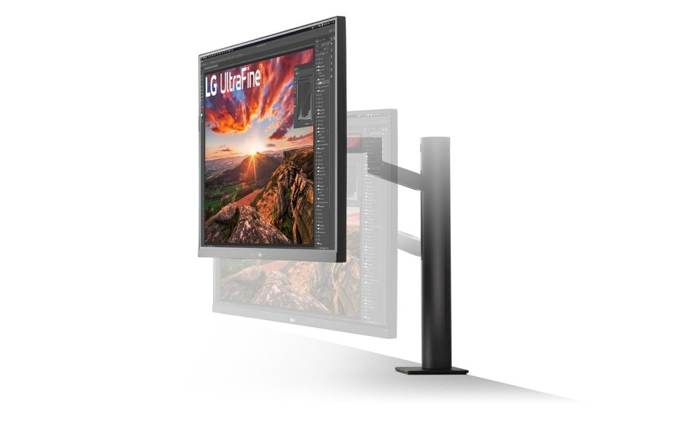 LG 32UN880K-B-B IPS HDR Monitor 31.5" 4K 3840x2160 with Response Time 5ms GTG view 8