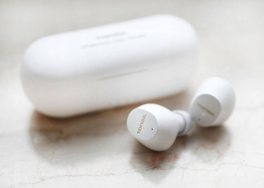 Tonsil T45BT In-ear Bluetooth Handsfree Earphones with Sweat Resistance and Charging Case White vue 8