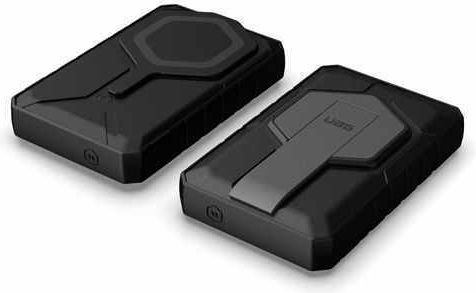 UAG Rugged MagSafe Power Bank 10000mAh 20W with USB-A Port and USB-C Port Black/Grey view 7