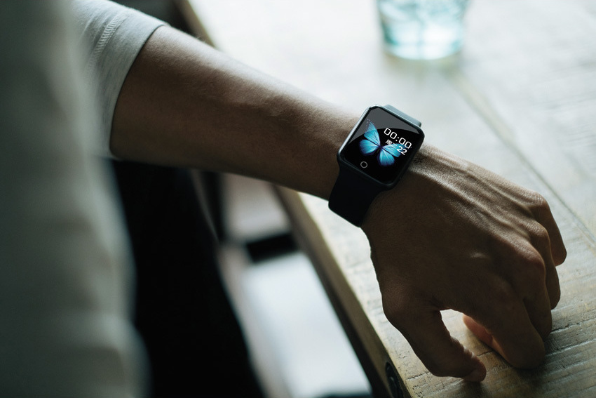 AKST-01 Smartwatch with Heart Rate Monitor (Black) view 2