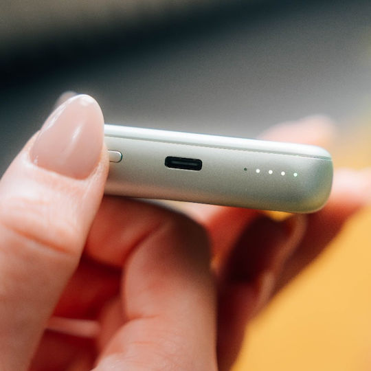 Verbatim Charge n Go Power Bank 10000mAh with USB-C Port Green view 3