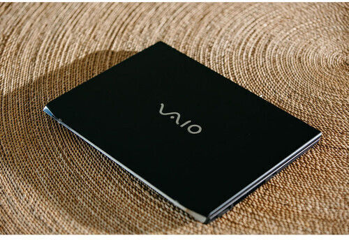 Vaio SX14-R 14" IPS QHD+ Touchscreen (Ultra 7-155H/32GB/1TB SSD/W11 Pro) Fine Black (US Keyboard) view 5