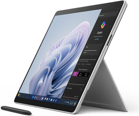 Microsoft Surface Pro 10 13" Tablet (16GB/256GB/Ultra5-135U/Win11P) Platinum view 3