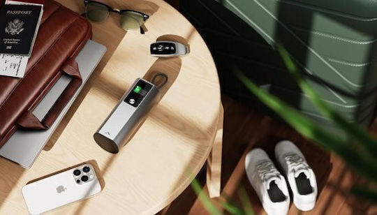 Alogic Ark Pro Power Bank 27600mAh 160W with USB-A Port and 2 USB-C Power Delivery Ports Gray vue 6