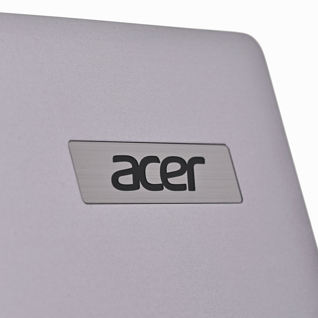 Acer TravelMate P2 TMP214‑76 ‑G2‑TCO 14" IPS FHD+ (Ultra 5-125H/16GB/512GB SSD/W11 Pro) Pure Silver (US Keyboard) view 3