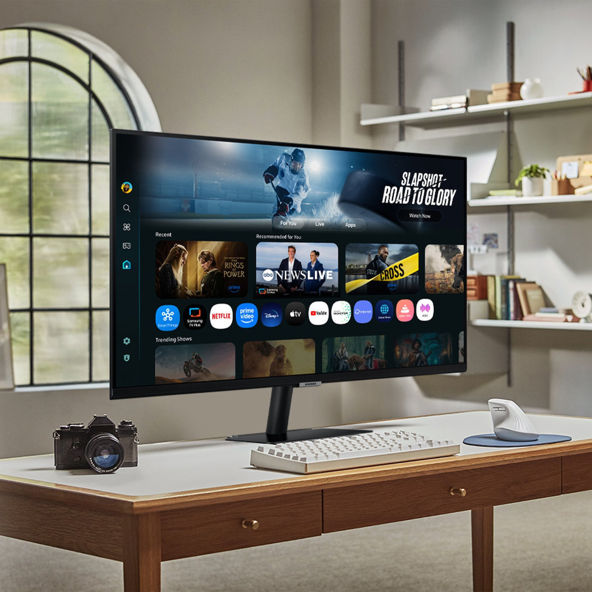 Samsung M7 M70F VA HDR Smart Monitor 32" 4K 3840x2160 with Response Time 4ms GTG view 4