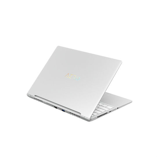 Gigabyte AERO 14 14" OLED (i5-12500H/16GB/1TB SSD/GeForce RTX 4050/No OS) (ES Keyboard) view 4