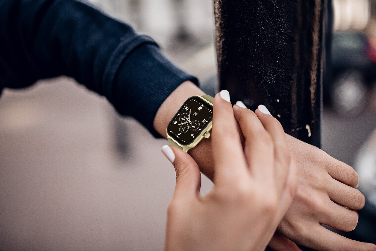 Kodak SW-7224 Smartwatch with SIM and Heart Rate Monitor Gold view 6