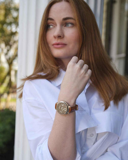 Garmin Lily 2 Classic Aluminium Waterproof Smartwatch with Heart Rate Monitor (Cream Gold with Tan Leather Band) view 4