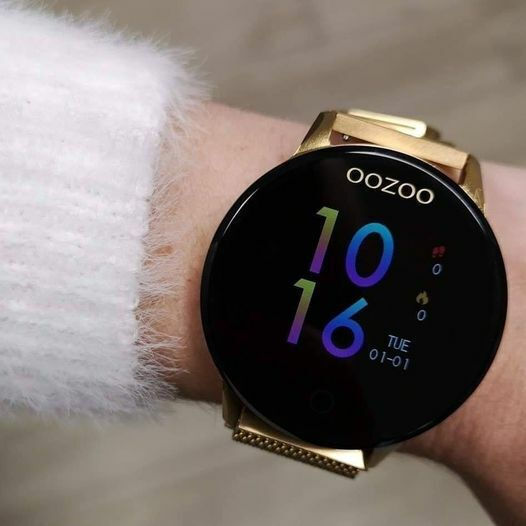 Oozoo Q00121 Stainless Steel 43mm Smartwatch with Heart Rate Monitor (Gold) view 5